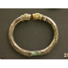 Tiger head at the tip of bracelet jewelry